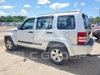 2012 Jeep LIBERTY photo
