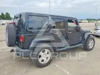 2012 Jeep WRANGLER фото