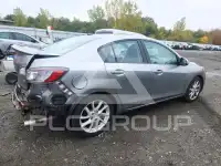 2012 Mazda 3 photo