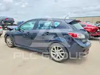 2012 Mazda 3 photo