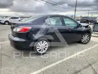 2012 Mazda 3 photo