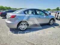 2012 Mazda 3 photo