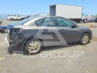 2012 Mazda 3 фото