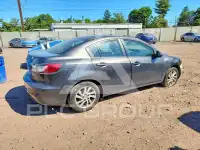 2012 Mazda 3 photo