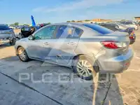 2012 Mazda 3 photo