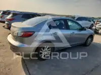 2012 Mazda 3 photo