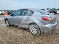 2012 Mazda 3 photo