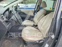 2012 Mazda 5 photo