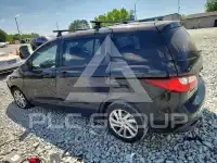 2012 Mazda 5 photo