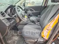 2012 Mazda 5 фото