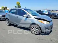 2012 Mazda 2 фото