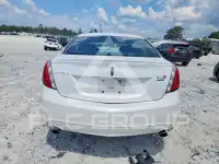 2012 Lincoln MKS photo