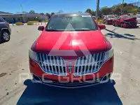 2012 Lincoln MKT фото
