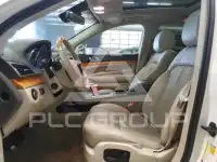2012 Lincoln MKT photo