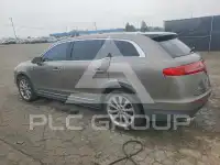 2012 Lincoln MKT фото
