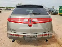 2012 Lincoln MKT фото