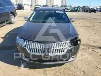 2012 Lincoln MKZ photo
