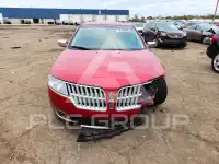 2012 Lincoln MKZ photo