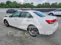 2012 Lincoln MKZ photo