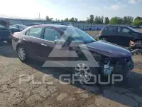 2012 Lincoln MKZ photo
