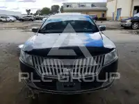 2012 Lincoln MKZ photo