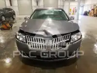 2012 Lincoln MKZ photo
