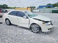 2012 Lincoln MKZ photo