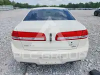 2012 Lincoln MKZ photo