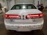 2012 Lincoln MKZ photo