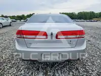 2012 Lincoln MKZ photo