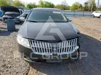2012 Lincoln MKZ photo