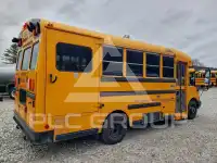 2012 Chevrolet Express фото