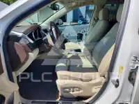 2012 Cadillac SRX фото