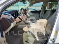 2012 Cadillac SRX photo