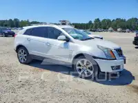 2012 Cadillac SRX photo