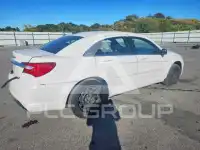 2012 Chrysler 200 photo