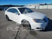 2012 Chrysler 200 photo