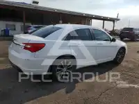2012 Chrysler 200 photo