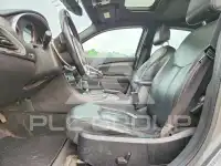 2012 Chrysler 200 photo