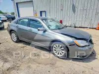 2012 Chrysler 200 фото