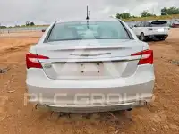 2012 Chrysler 200 photo