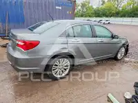 2012 Chrysler 200 photo