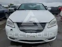 2012 Chrysler 200 photo