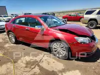 2012 Chrysler 200 photo