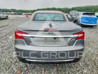 2012 Chrysler 200 photo