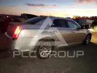 2012 Chrysler 300 photo