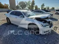 2012 Chrysler 300 фото
