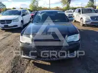 2012 Chrysler 300 фото