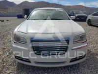 2012 Chrysler 300 фото