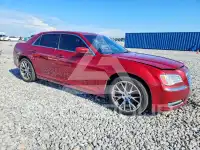 2012 Chrysler 300 фото